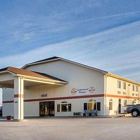 Rodeway Inn Larned Luaran gambar