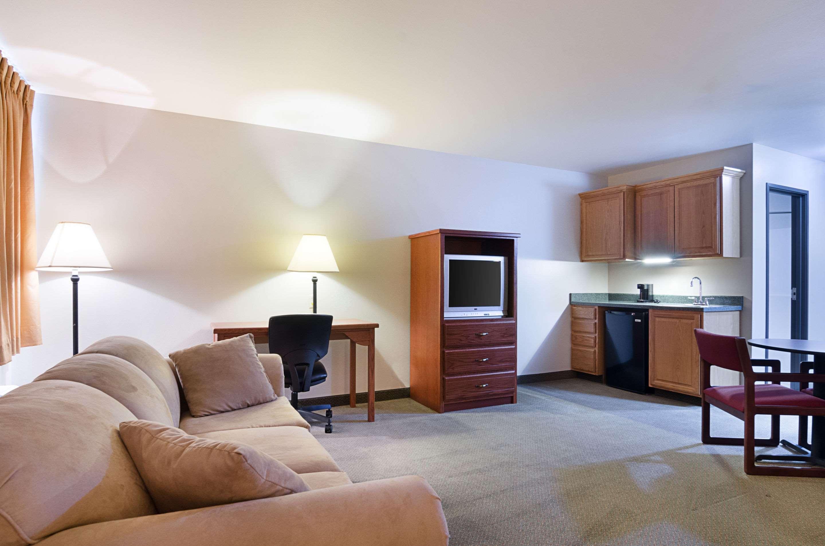 Rodeway Inn Larned Luaran gambar
