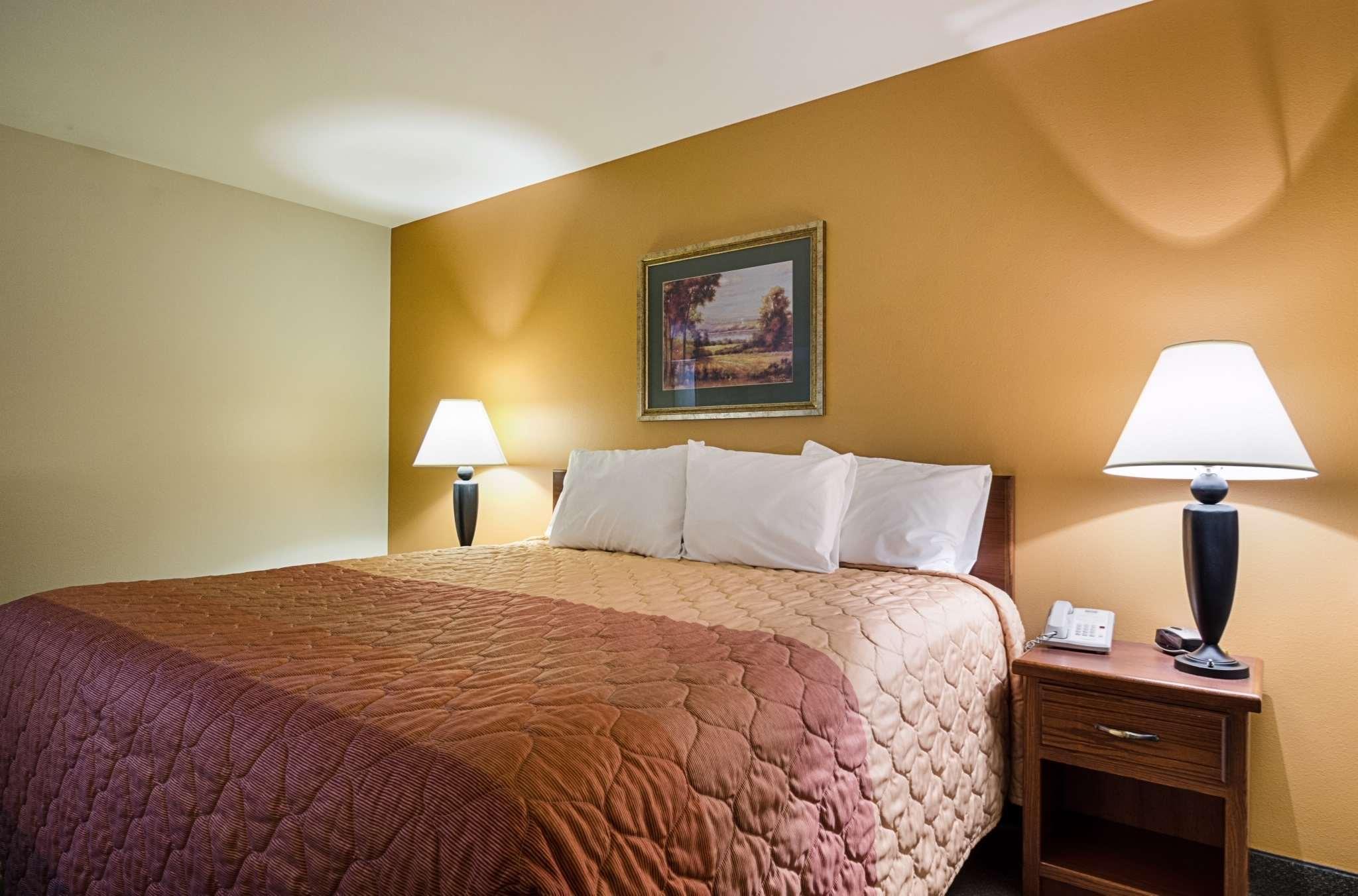 Rodeway Inn Larned Luaran gambar