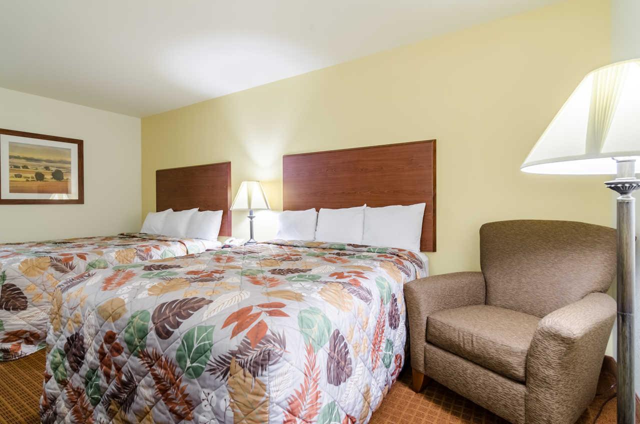 Rodeway Inn Larned Luaran gambar