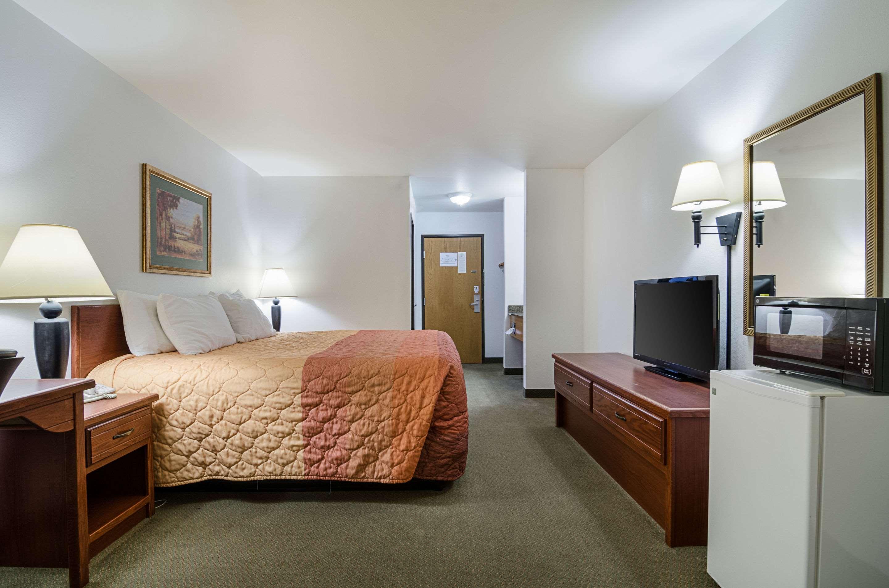 Rodeway Inn Larned Luaran gambar